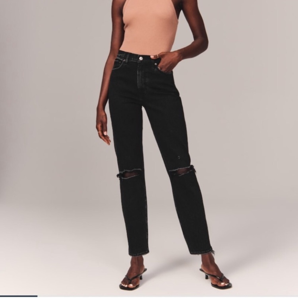 Abercrombie High Rise Black Mom Jeans